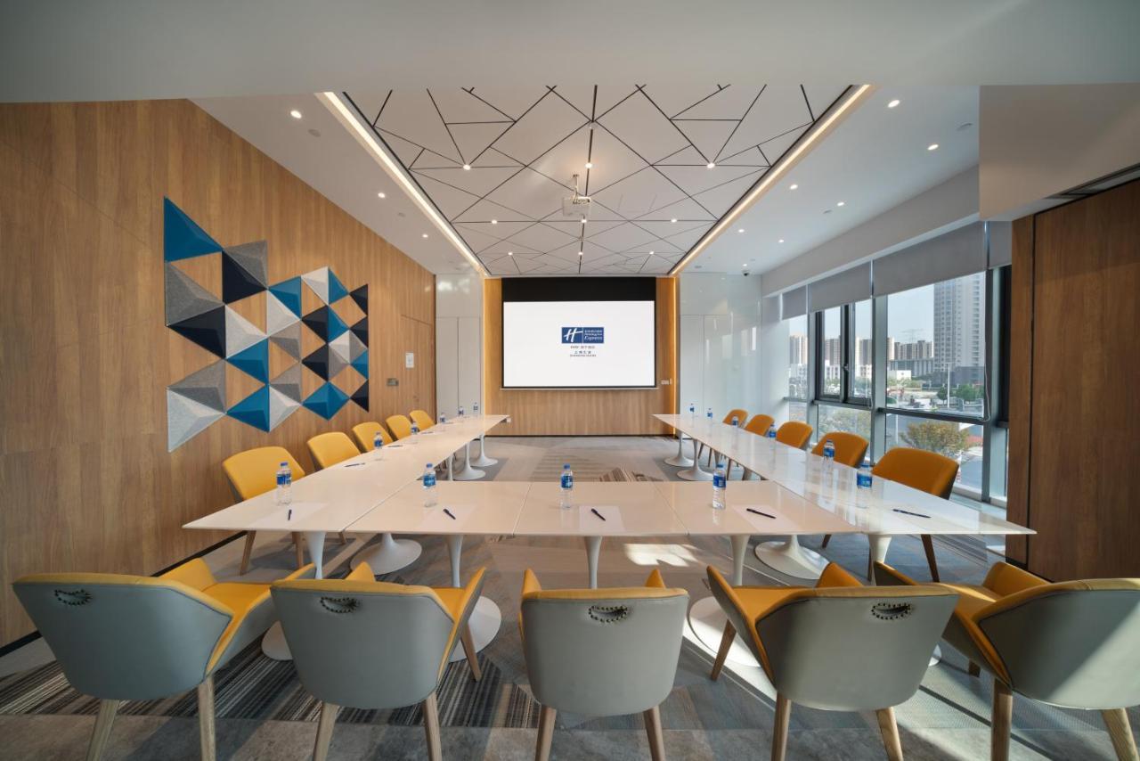 Holiday Inn Express Shanghai Huijin By Ihg エクステリア 写真