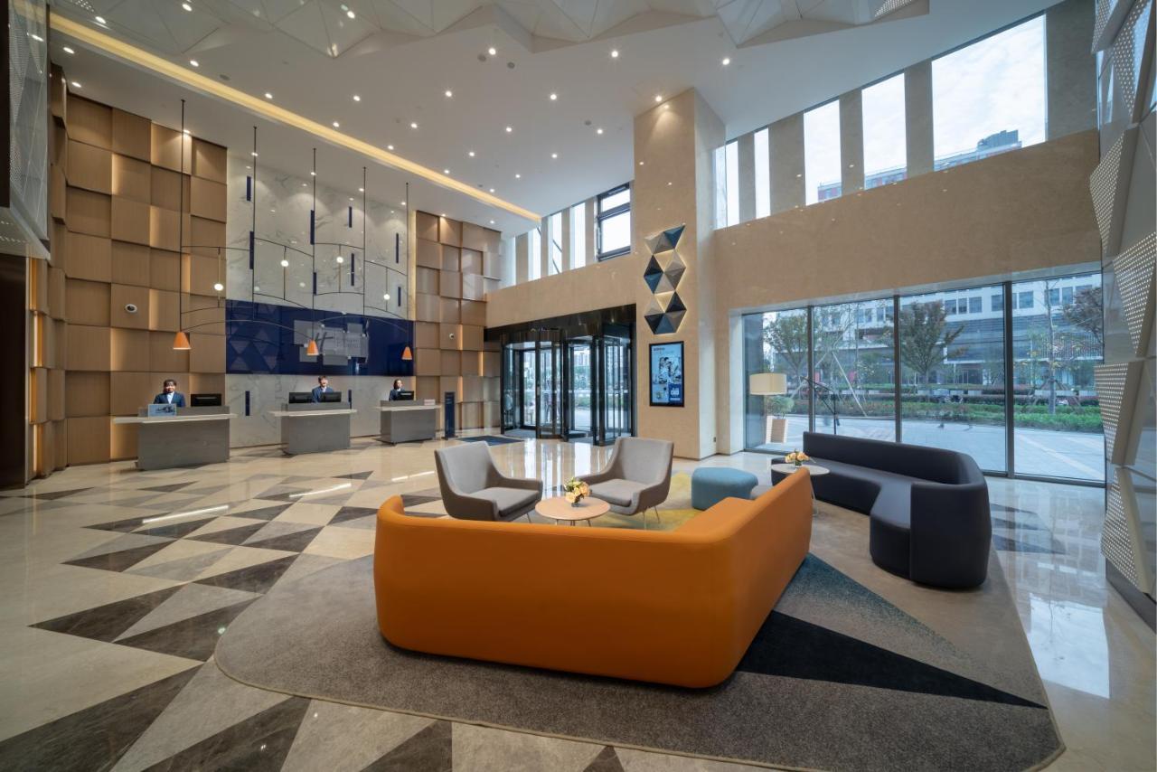 Holiday Inn Express Shanghai Huijin By Ihg エクステリア 写真